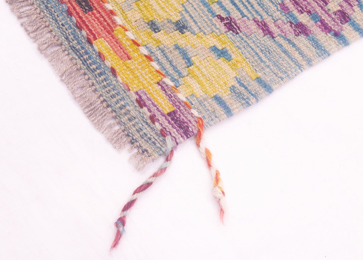 Kilim Rug - Handwoven Wool Masterpiece from Afghanistan