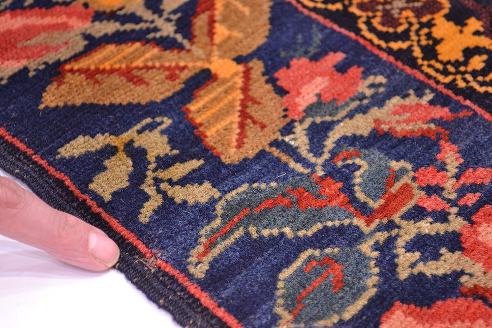 Abrash and detail of triple selvedge of antique caucasian karabagh rug.