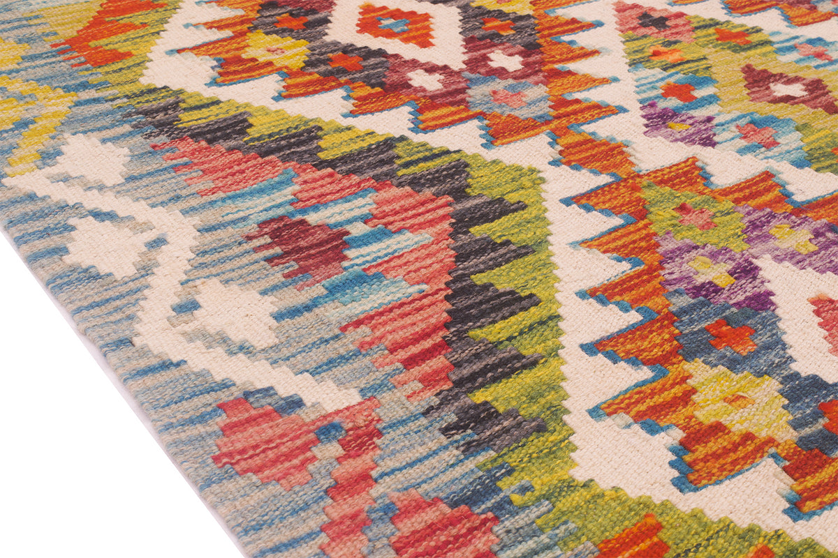 Kilim Rug - Handwoven Wool Masterpiece from Afghanistan