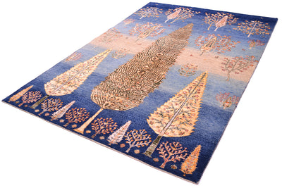 Loribaft rug with tree design