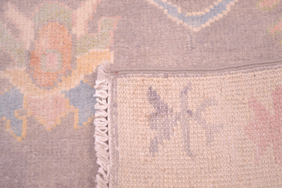 Back of runner showing knots and weave.