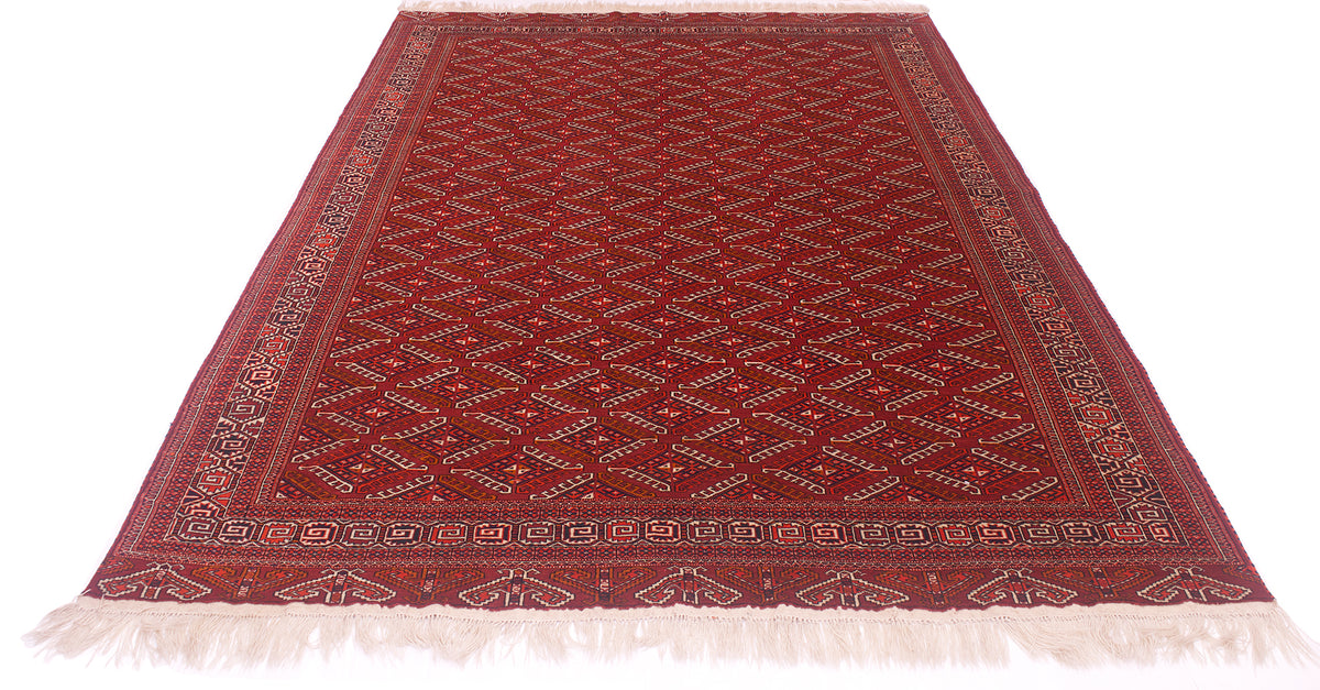 Old Turkoman Yamoud carpet 3.31x2.18m