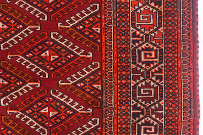 Old Turkoman Yamoud carpet 3.31x2.18m